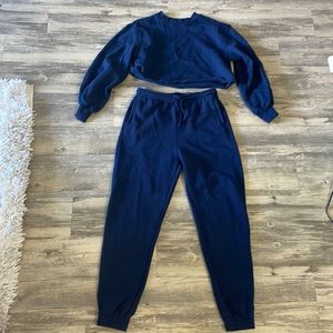 Navy H&M sweatpant set